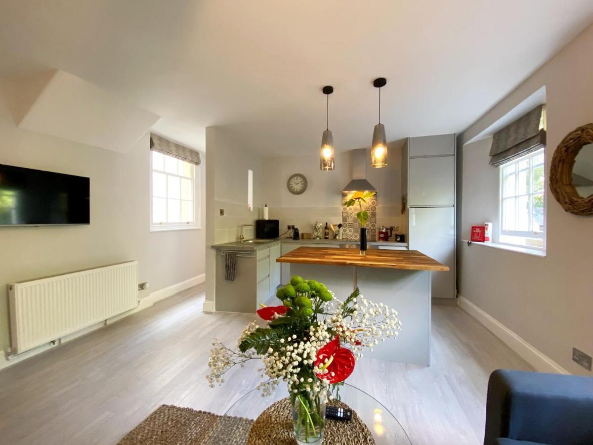 Meadfoot Bay Apartment At Hesketh Crescent Torquay Εξωτερικό φωτογραφία
